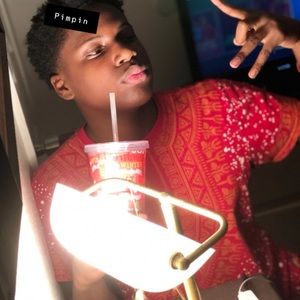 Meet your Posher, Jason